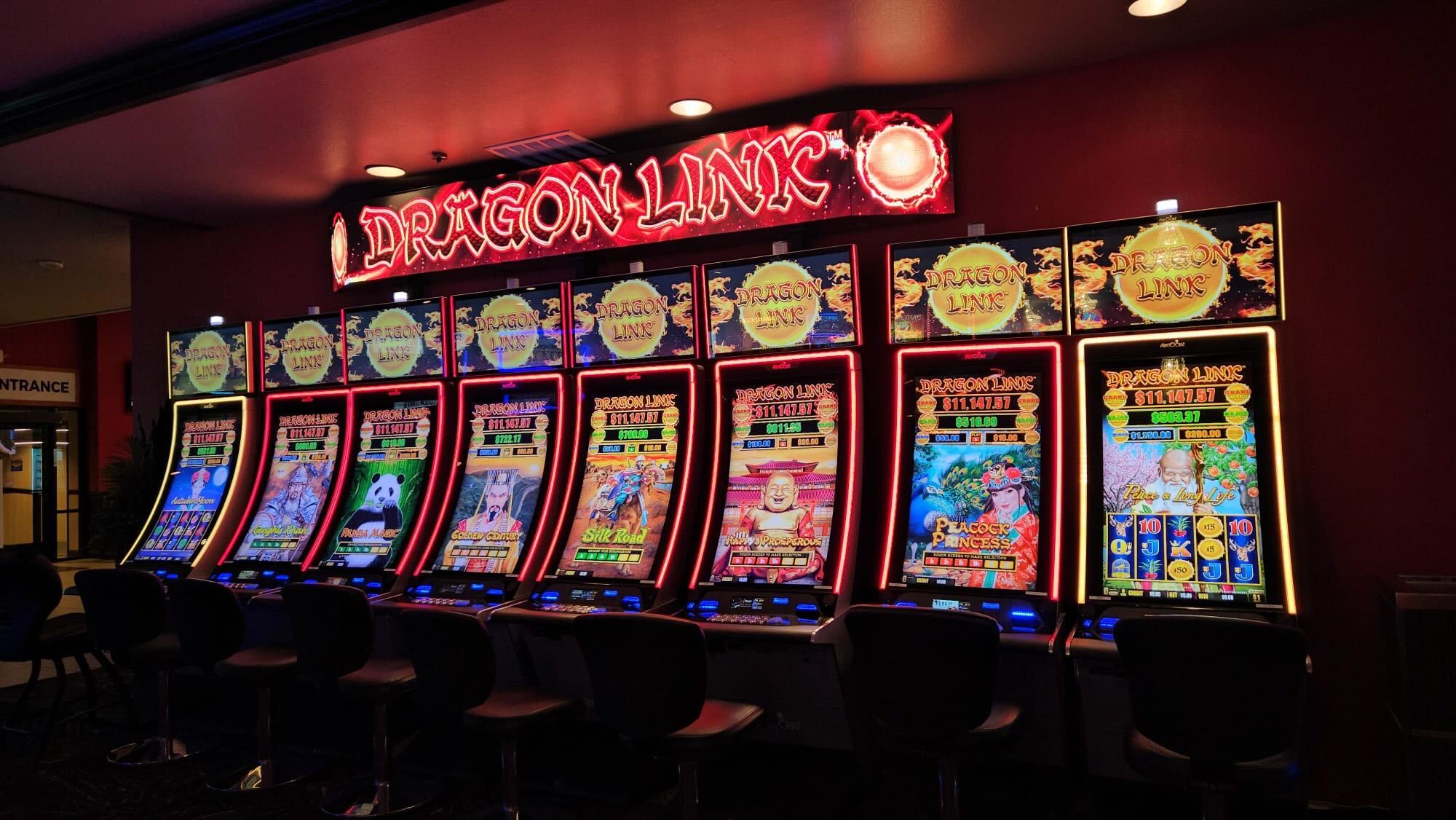 Dragon Link Casino play